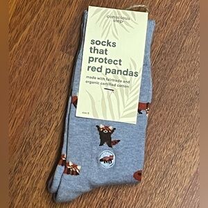 Blue Socks with Red Panda Design. Organic cotton women’s size 5-9. Brand New!
